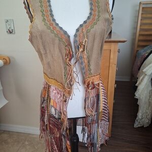 Save the Queen Vest Size XL